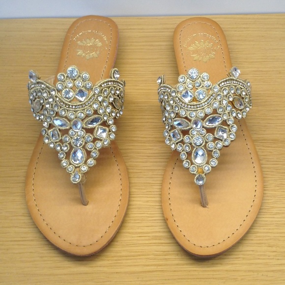 yellow box sandals silver